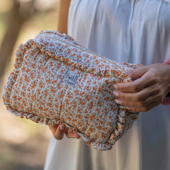 Marylou : Grande trousse de toilette à froufrou - gaze liberty