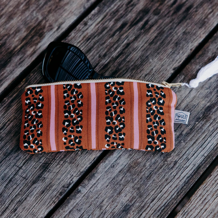 Lifestyle étui à lunettes zippée léopard rayé toffee - Poule House