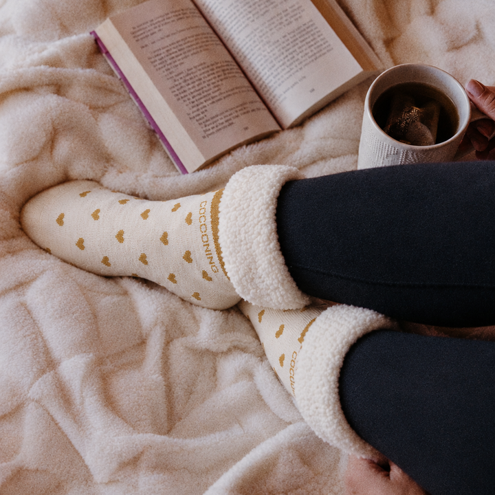 Chaussons-chaussettes sherpa écru cœurs lurex Mocha message COCOONING Poule House