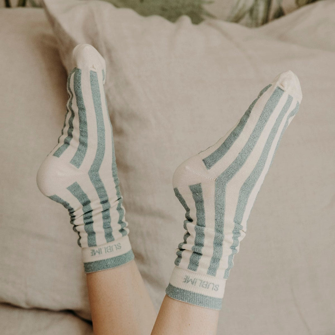 Chaussettes hautes fantaisie lurex "SUBLIME" – rayées vert de gris