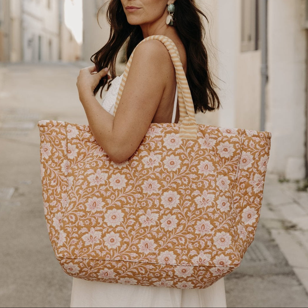 Grand sac cabas matelassé - fleurs indiennes / rayé lemon mangue | Poule House