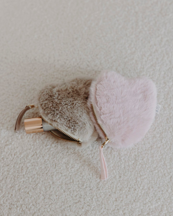 Gamme mini trousses cœur fausse fourrure Baby Valentina angora galet - Poule House