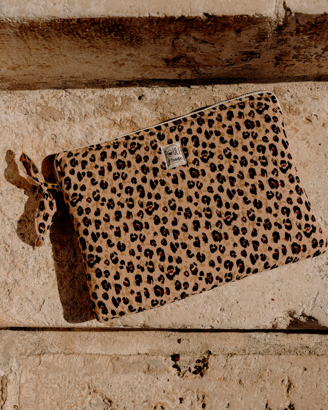 Lifestyle pochette tablette léopard Taille M - Poule House