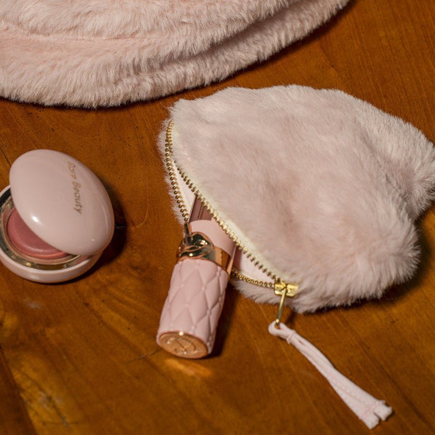 Baby Valentina : Mini trousse cœur fausse fourrure - angora pétale